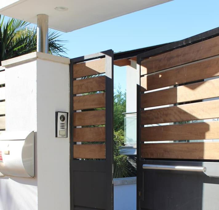 Tranquil Large 6 Bedroom Family Villa Sleeps 20 Near Sitges Sant Pere De Ribes Exterior photo