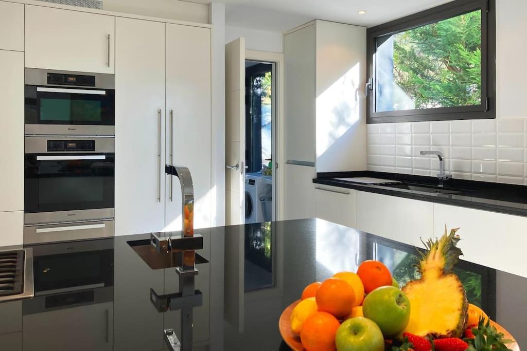 Tranquil Large 6 Bedroom Family Villa Sleeps 20 Near Sitges Sant Pere De Ribes Exterior photo
